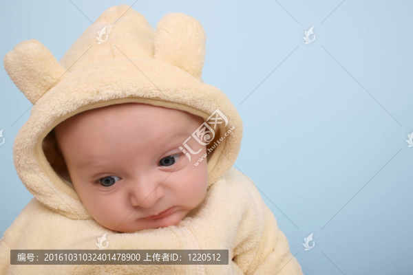 小男孩