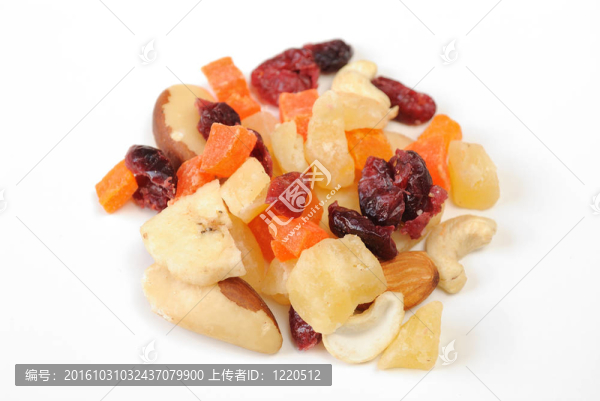 混合干果和堅(jiān)果