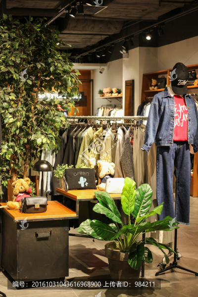 女裝店,女裝專賣店,女裝櫥窗