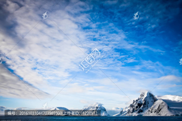 美麗的雪山