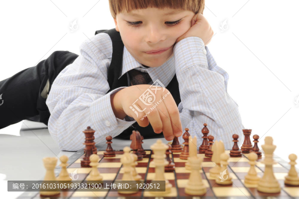 學生下棋