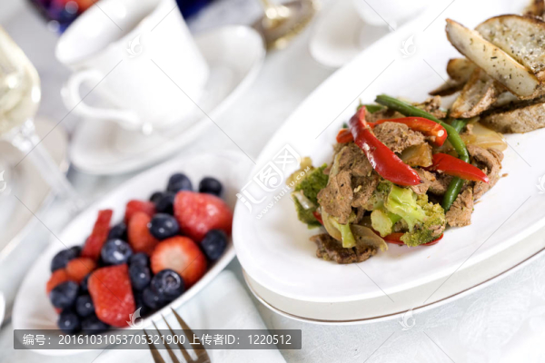 牛肉和西蘭花炒表