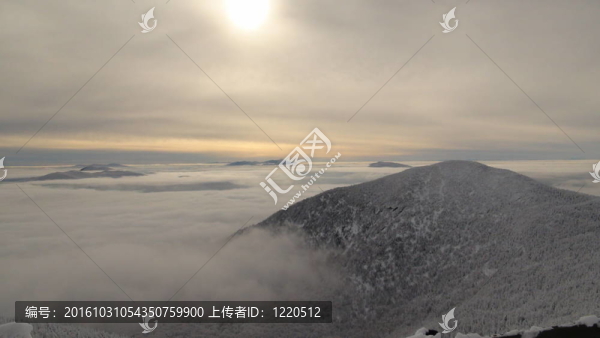 懸崖槽云山頂