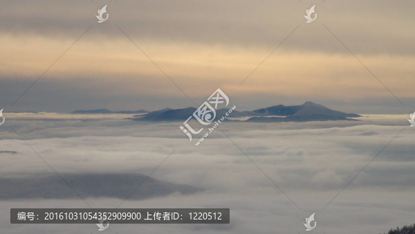 懸崖槽云山頂