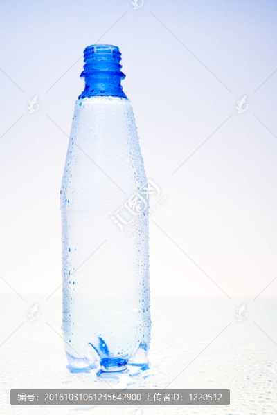 一瓶水