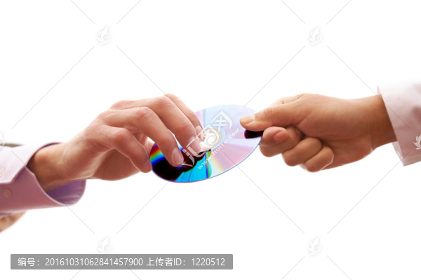 通過光盤