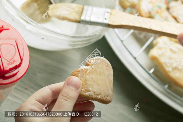 制作圣誕餅干