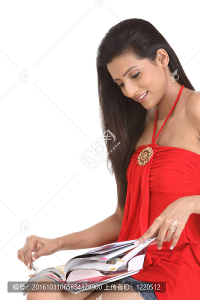 讀這本書的女人
