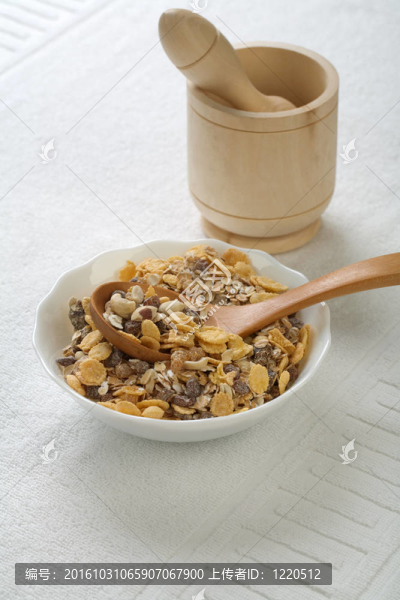 在砂漿與缽杵