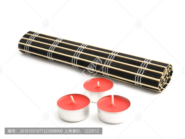 軋黑竹涼席和三支紅蠟燭