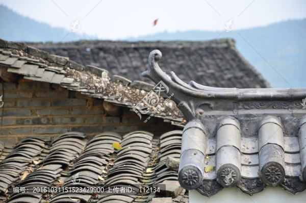 墻頭,房瓦