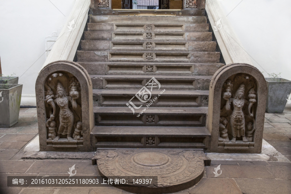 斯里蘭卡佛牙寺臺階