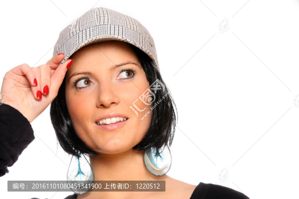 漂亮的女人在一個(gè)棒球帽