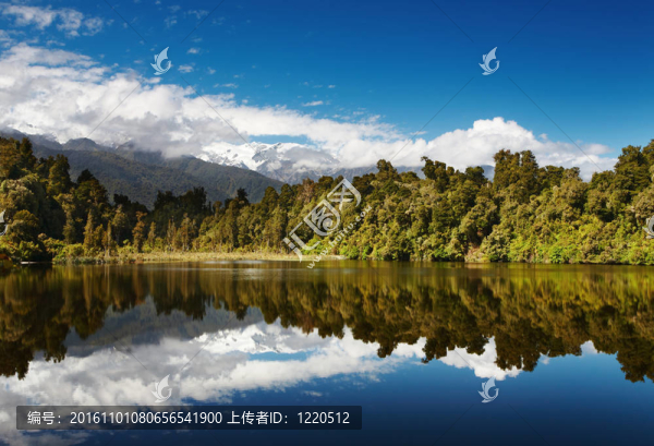 美麗的湖