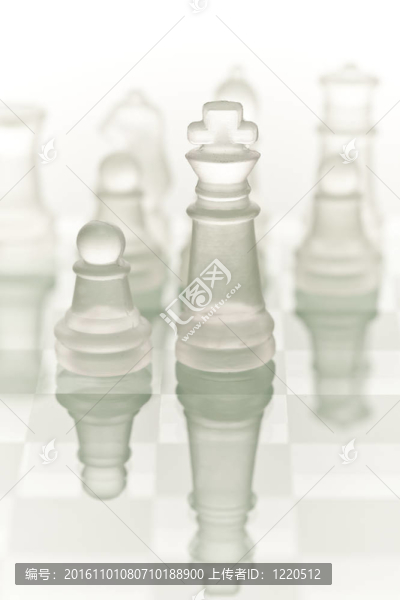 美麗的玻璃象棋