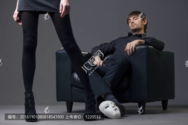 假面劇的關系
