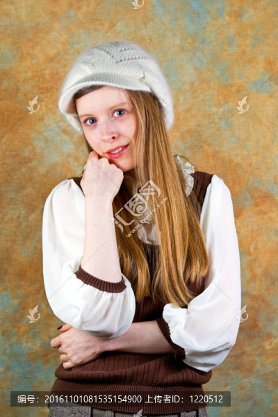 女孩金發(fā)