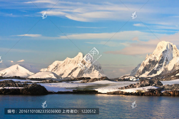 美麗的雪山