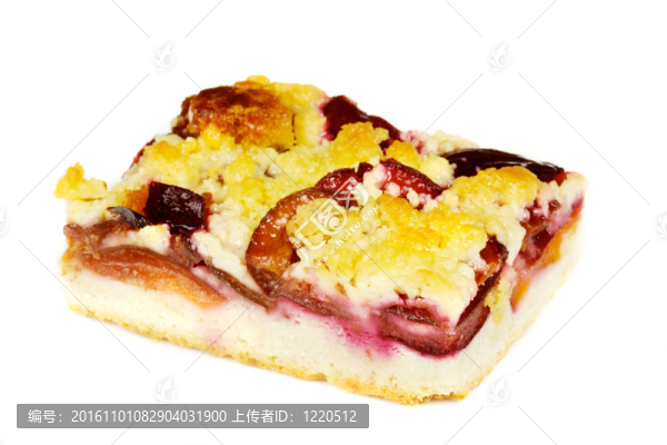 美味的面包蛋糕和李子