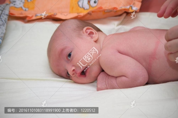 嬰兒按摩
