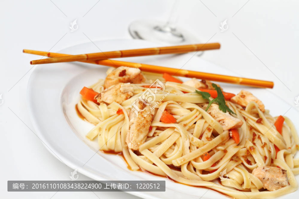 亞洲雞肉通心粉