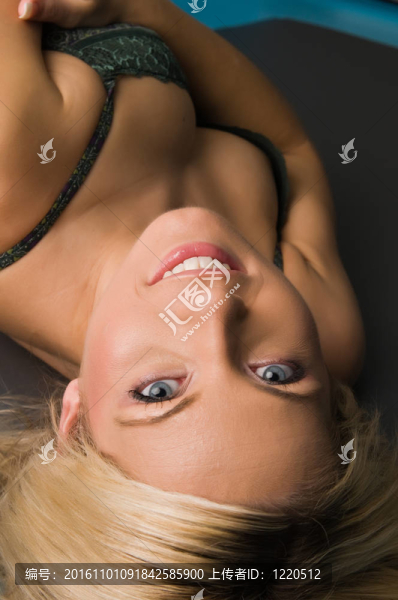 捷克的女人
