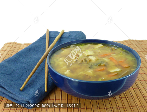 一個(gè)健康的熱味噌湯的碗