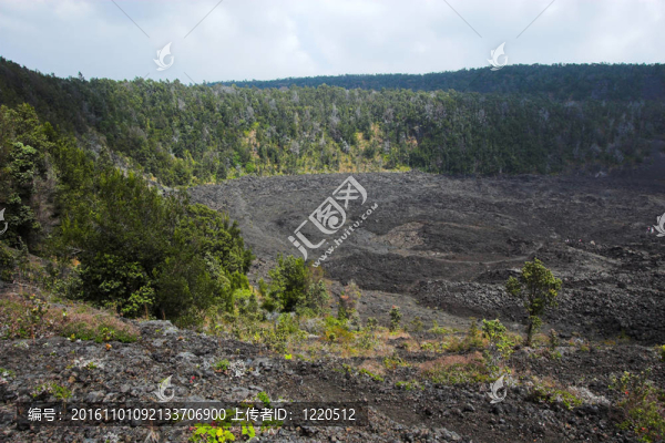 火山口的底部
