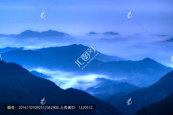 Sanqingshan的云霧