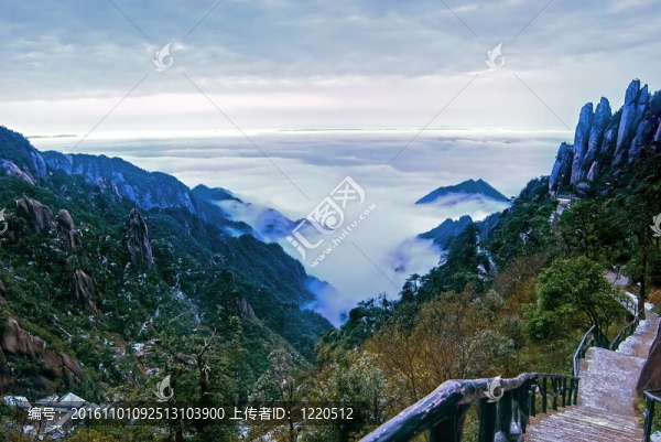 Sanqingshan的云霧