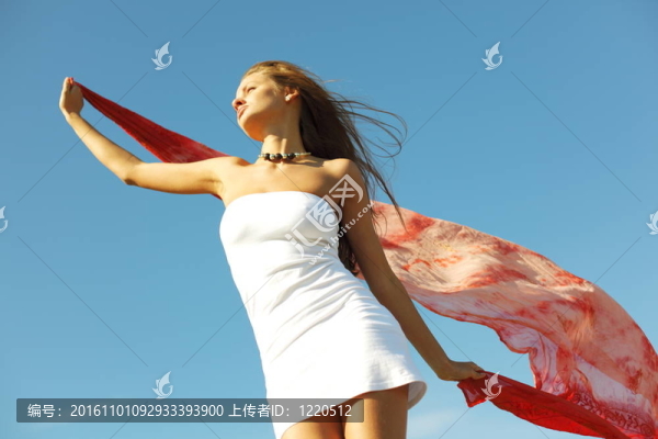 夏天的女人