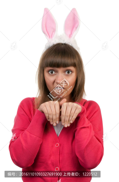 兔耳朵女孩