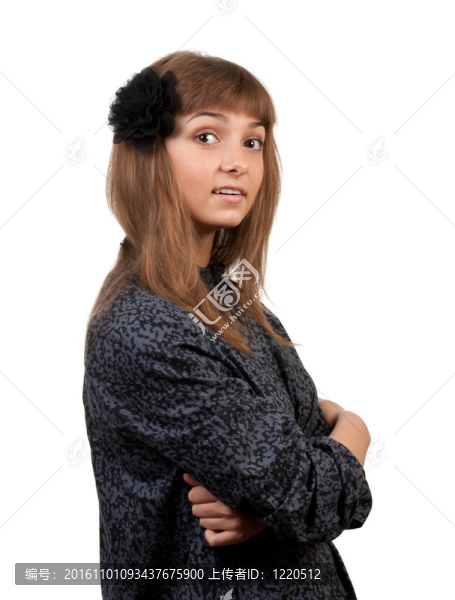 一個(gè)戴眼鏡的女孩的肖像