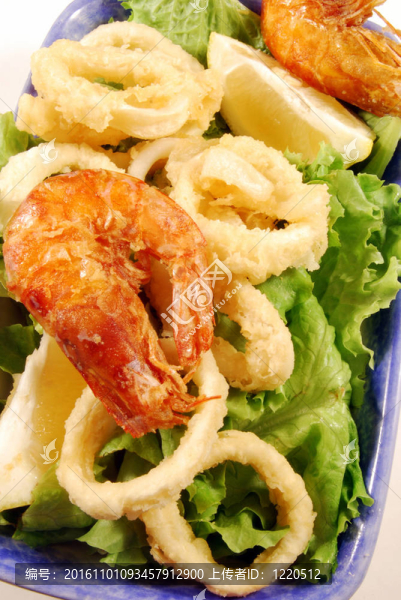 炸魷魚(yú)圈和蝦3