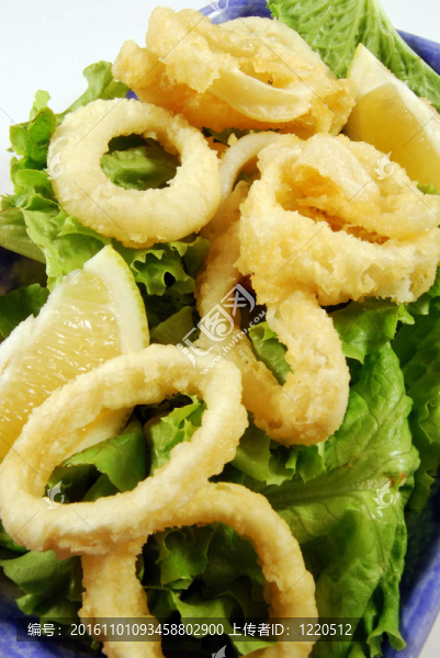 炸魷魚圈和蝦雙