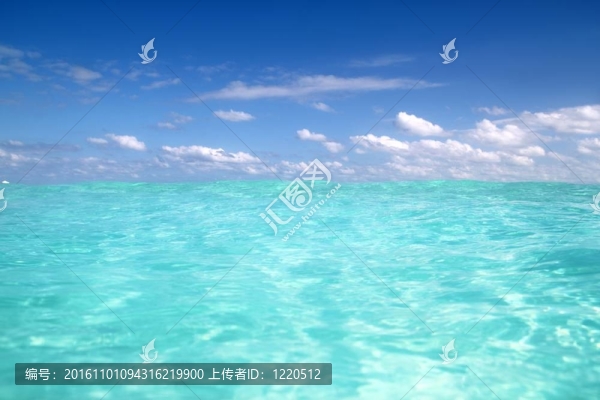 藍(lán)色加勒比海水波地平線