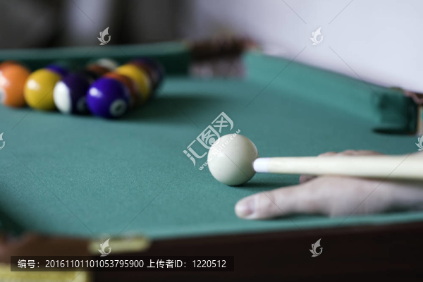針對