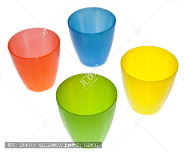 膠杯