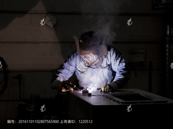 焊接操作機(jī)