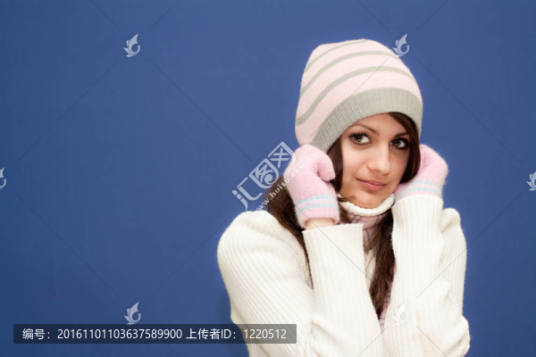 年輕漂亮的女人