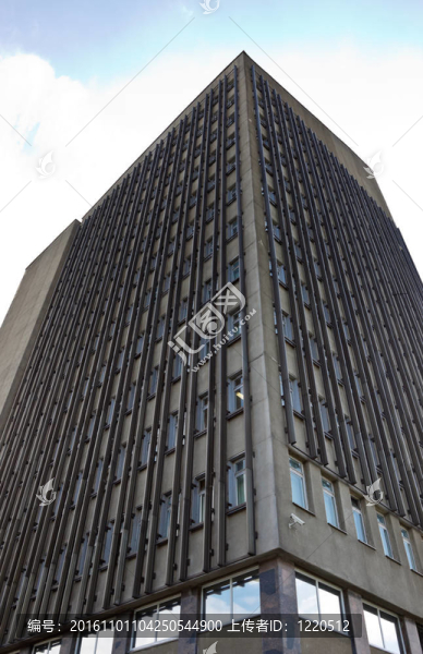 高層現(xiàn)代建筑