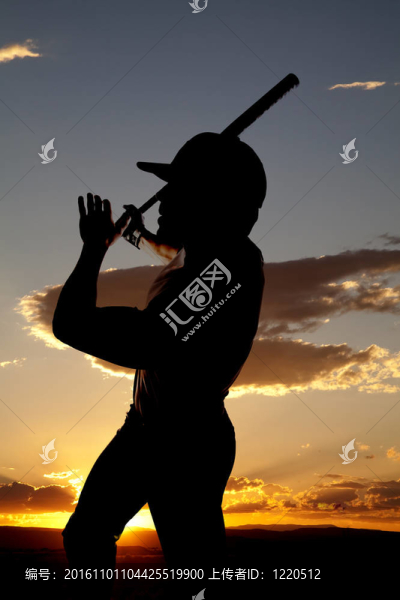 剪影棒球結(jié)束搖擺日落