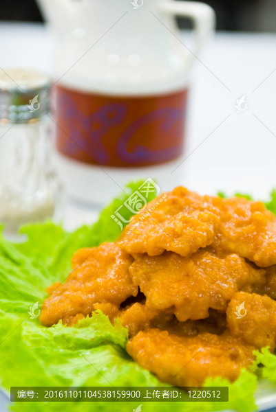 蔬菜片炒魚