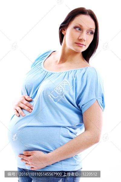 年輕美麗的孕婦