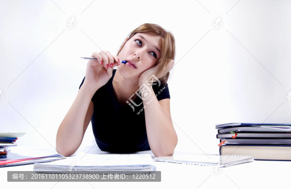 女孩在學(xué)習(xí)中的花費(fèi)時間
