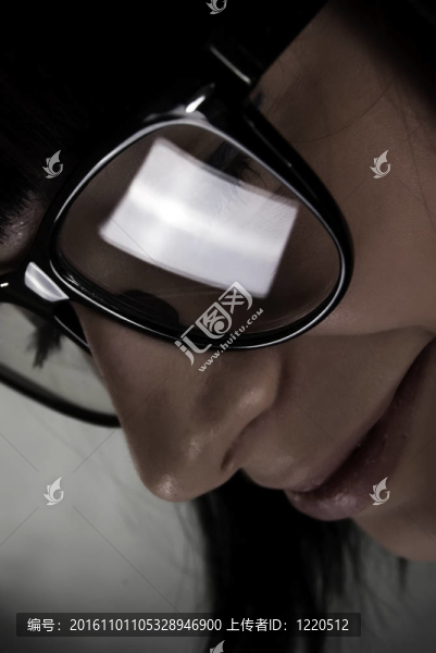 一個(gè)年輕女孩的肖像