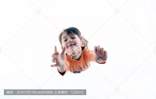 一個小女孩的照片