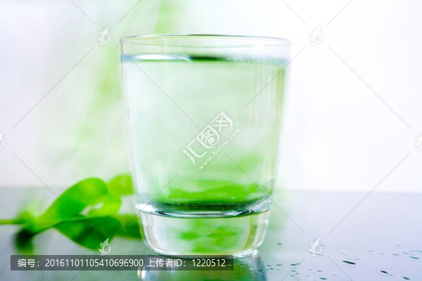 玻璃水