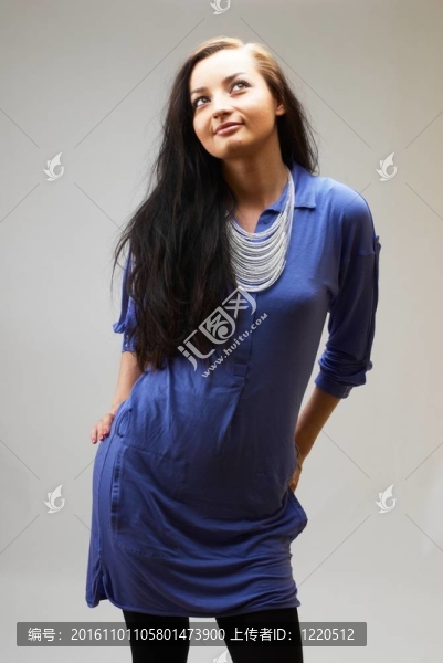 美麗女孩的肖像-匯圖網(wǎng) www.fosd68.com 美麗女孩的肖像