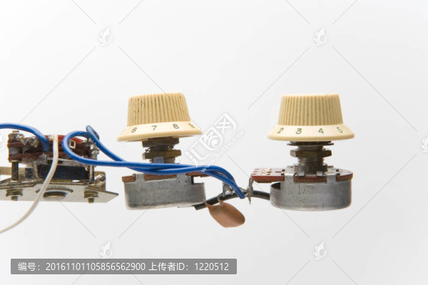吉他的部分